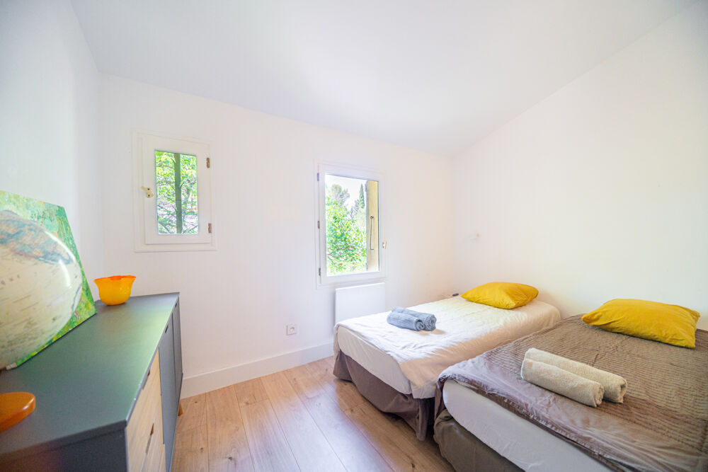  vendre  Proprit/chteau Aix-en-Provence (13100)