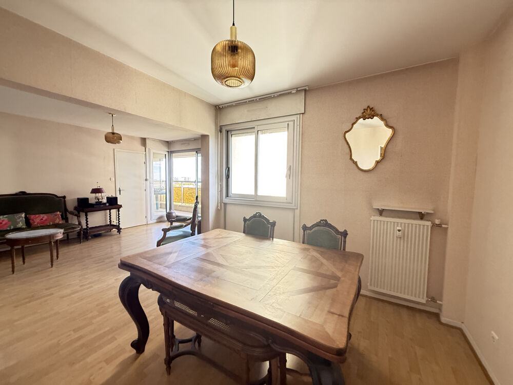 Grand appartement en vente avec 2 chambres quartier Antigone à Montpellier