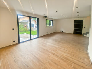  Chalet � vendre 4 pi�ces 99 m�