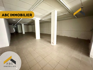  Immeuble à vendre 670 m²