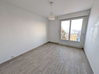  Appartement � vendre 4 pi�ces 83 m�