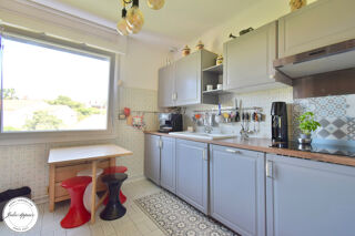  Appartement  vendre 6 pices 175 m