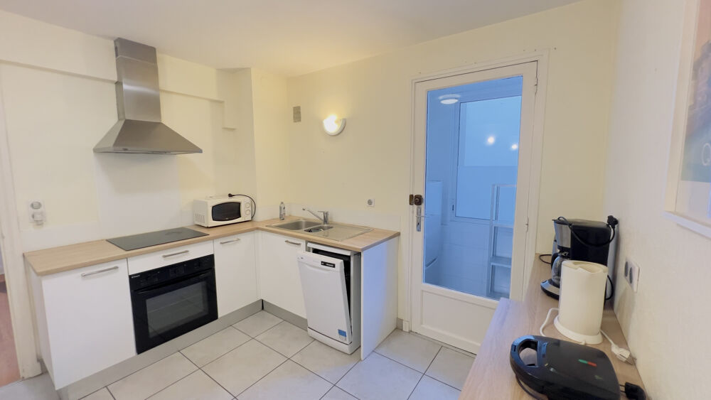 Location Appartement Appartement T4 meublé de 75 m2 Entre Centre-ville et Gare / Chauffage Inclus Quimper