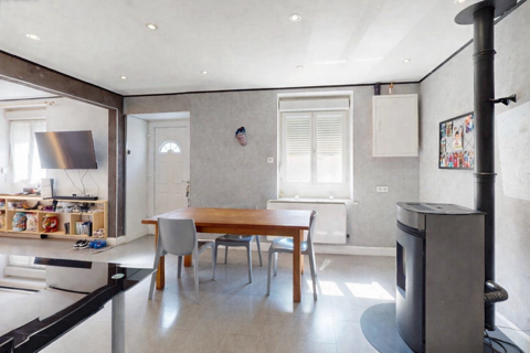   Exclusivit� -  Urgent � vendre - Maison avec terrain au calme 104M2 Maison - 4 pi�ce(s) - 104 m�