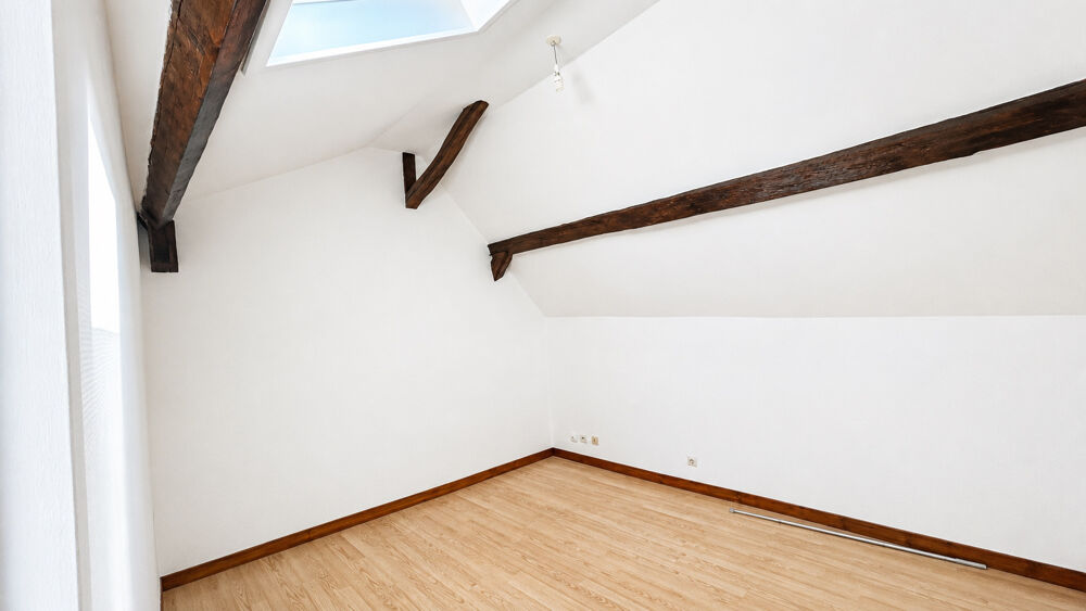 Vente Maison Maison de ville avec cours et parking privé Rosny sur seine