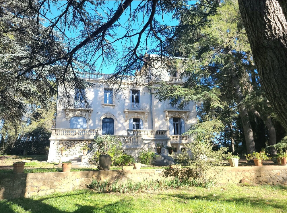Vente Proprit/Chteau Nouveau, Chteau et dpendances de 2540 m2, sur 25 ha, 15 mn env. de ma mer Montpellier