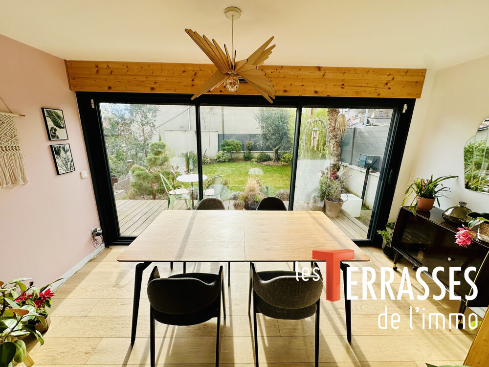 MAISON DE VILLE AVEC JARDIN