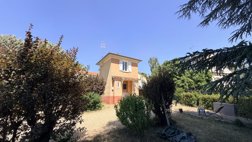 Tènement composé de 2 maisons sur 945m2 de terrain