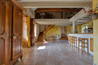  Proprit/chteau  vendre 9 pices 227 m