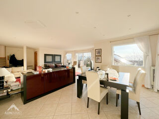  Maison � vendre 6 pi�ces 205 m�