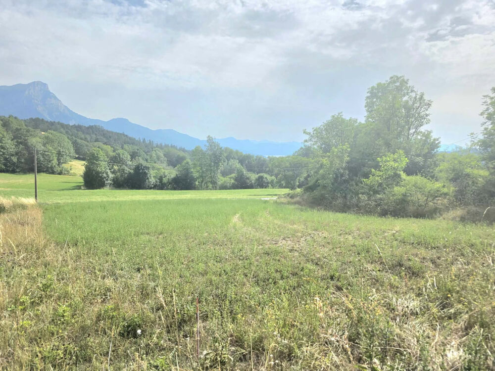 Vente Terrain Beau terrain  constructible avec une vue montagne et lac dans un cadre nature Puy st eusebe