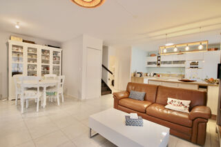  Duplex/triplex  vendre 4 pices 75 m