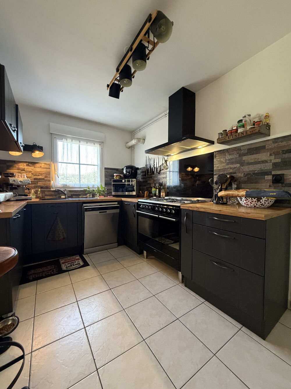 Vente Maison HONFLEUR - Maison familiale 4 chambres + bureau - Jardin - Garage - Vie de plain-pied Honfleur