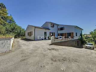 Maison - 6 pièce(s) - 195 m²
