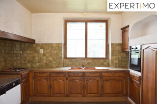  Maison  vendre 9 pices 230 m