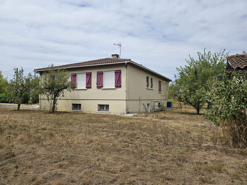 Maison sur sous sol, 3 chambres, jardin .