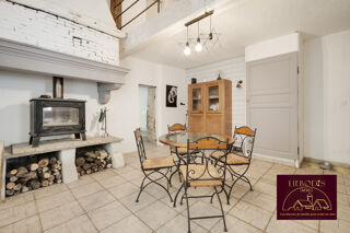  Maison � vendre 7 pi�ces 230 m�