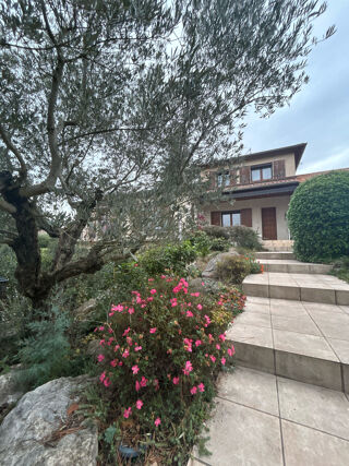  Maison à vendre 8 pièces 190 m²