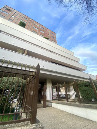  Appartement  vendre 6 pices 156 m