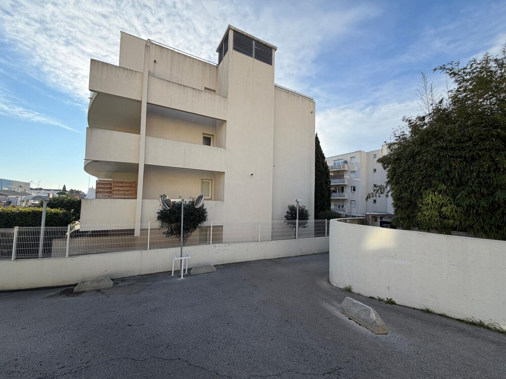 STUDIO 34m2 AVEC TERRASSE DE 9m2