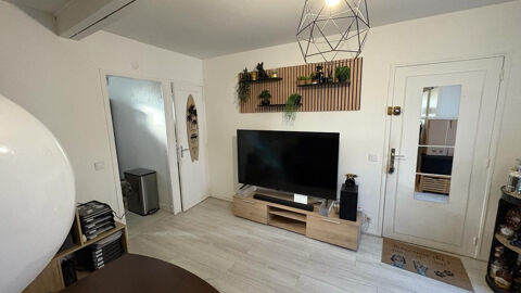   Studio 24 m2 id�alement situ� � Pontcarr�. Appartement - 1 pi�ce(s) - 24 m�