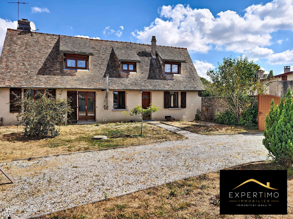 Vente Maison Maison ancienne de 102 m2 2/3 chambres en partie rénovée recemment Le plessis hebert