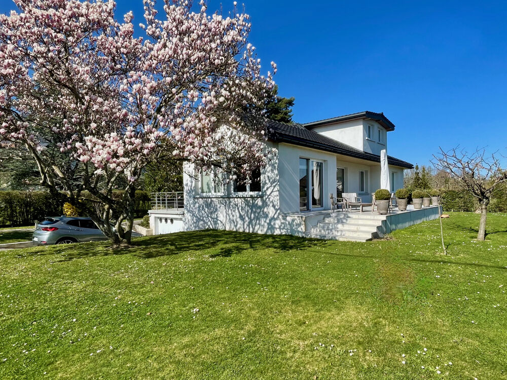 � vendre  Maison Divonne-les-Bains (01220)