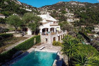  Maison � vendre 10 pi�ces 250 m�