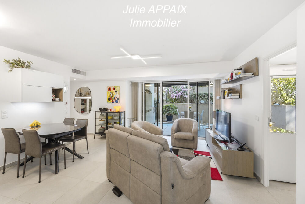 SAINT RAPHAEL, BEAU RIVAGE, APPARTEMENT DEUX PIECES AVEC GARAGE DANS RESIDENCE DE STANDING