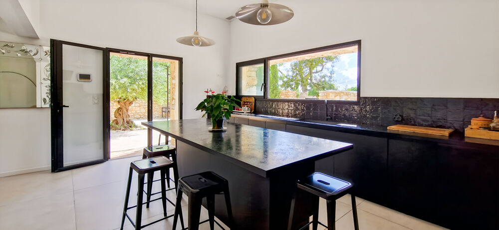  vendre  Maison Uzs (30700)