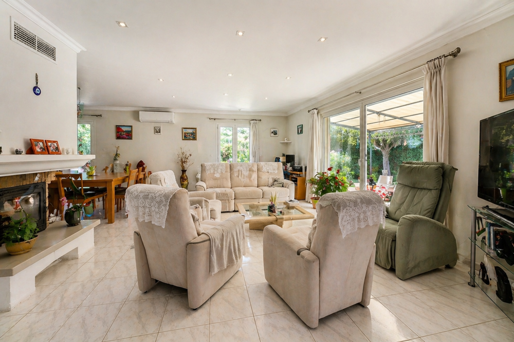 En exclusivité ! - Villa 155 m2 sans vis-à-vis, double accès indépendant, à 20 min des plages - La Ciotat