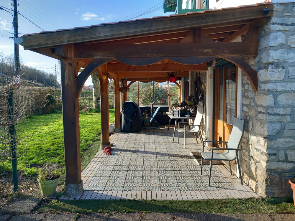 Mouguerre T3 évolutif en T4 avec terrasse , jardin et parkings