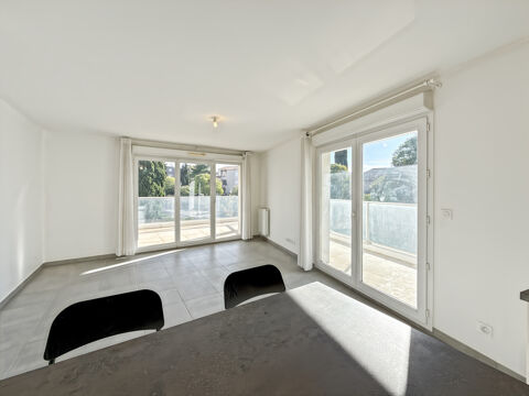  Appartement � louer 4 pi�ces 82 m�