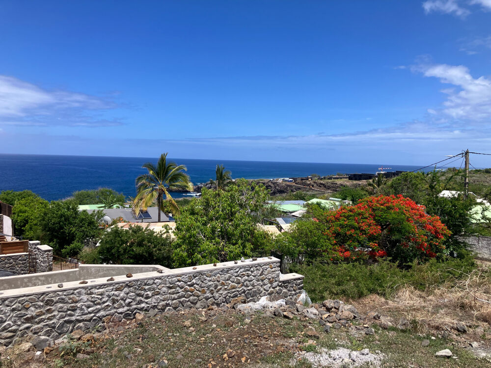 Vente Terrain Terrain avec belle vue mer de 302 m2 viabilisé à bâtir Les trois bassins