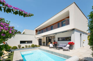  Maison � vendre 6 pi�ces 180 m�