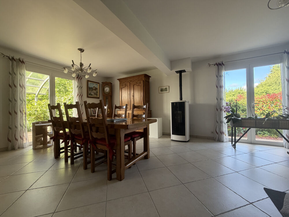 Maison 116 m2 - 3 chambres - lumineuse proche honfleur avec jardin 1243 m2 deux terrasses et sa dépendance bois
