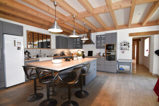  Maison � vendre 7 pi�ces 220 m�