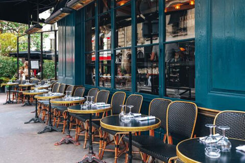   PARIS BRASSERIE RESTAURANT LICENCE IV- avec LOGEMENT 