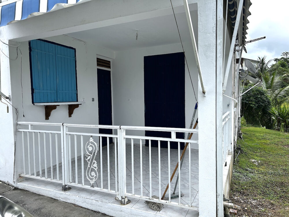 Location Maison Immense T3 en bas de villa Le gosier