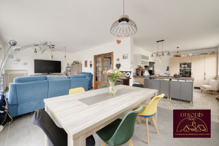 Maison à vendre 6 pièces 197 m²
