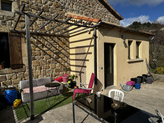  Maison  vendre 10 pices 240 m