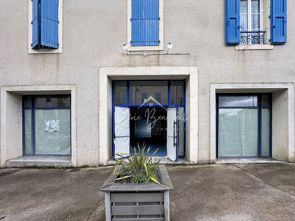   Local 200 m2    Idéal stockage ou stationnement 