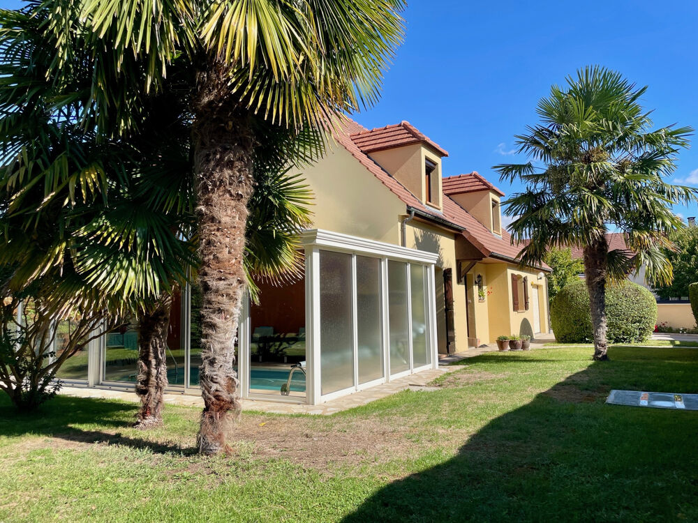 Vente Maison SAINT-GERMAIN-SUR-MORIN   MAISON FAMILIALE AVEC PISCINE INTÉRIEURE   TERRAIN PAYSAGER DE 800 M2 St germain sur morin