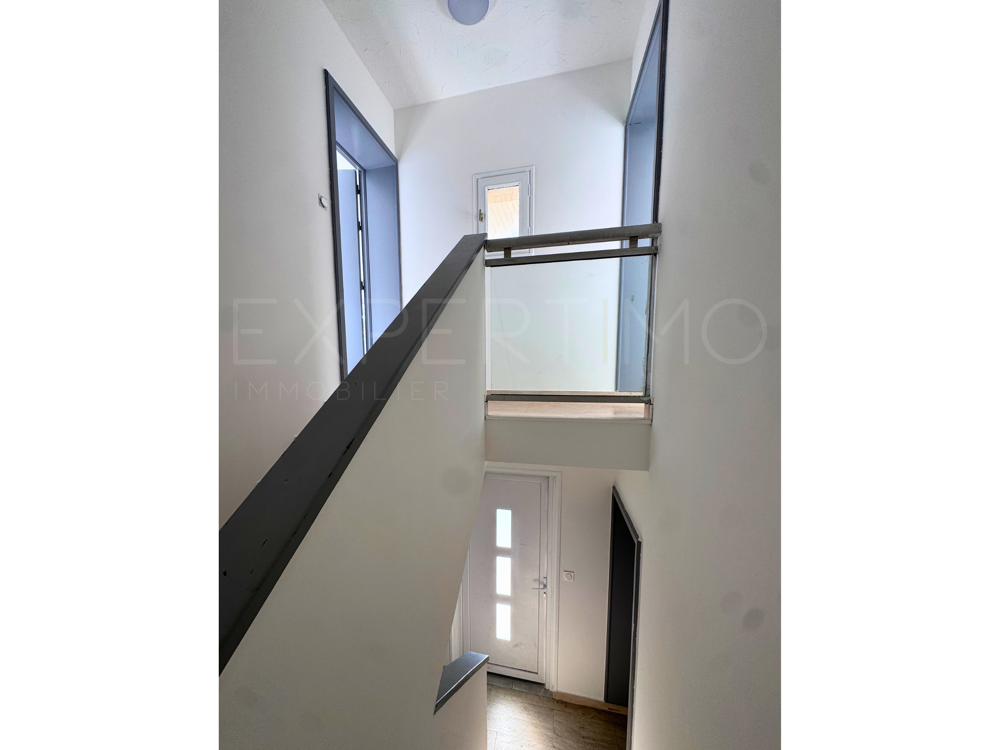 Vente Appartement Studio confortable et lumineux Rennes Bréquigny proche toutes commodités Rennes