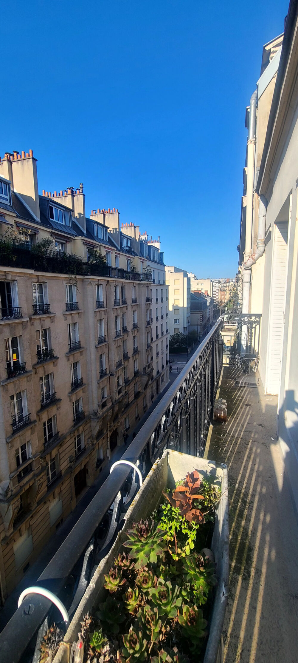 Vente Appartement PROCHE TOUR EIFFEL-2 CHAMBRES-POSSIBILITE DOUBLE SÉJOUR-ÉTAGE ÉLEVÉ-BALCON Paris 15