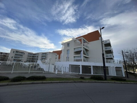  Appartement  louer 1 pice 31 m Monteux