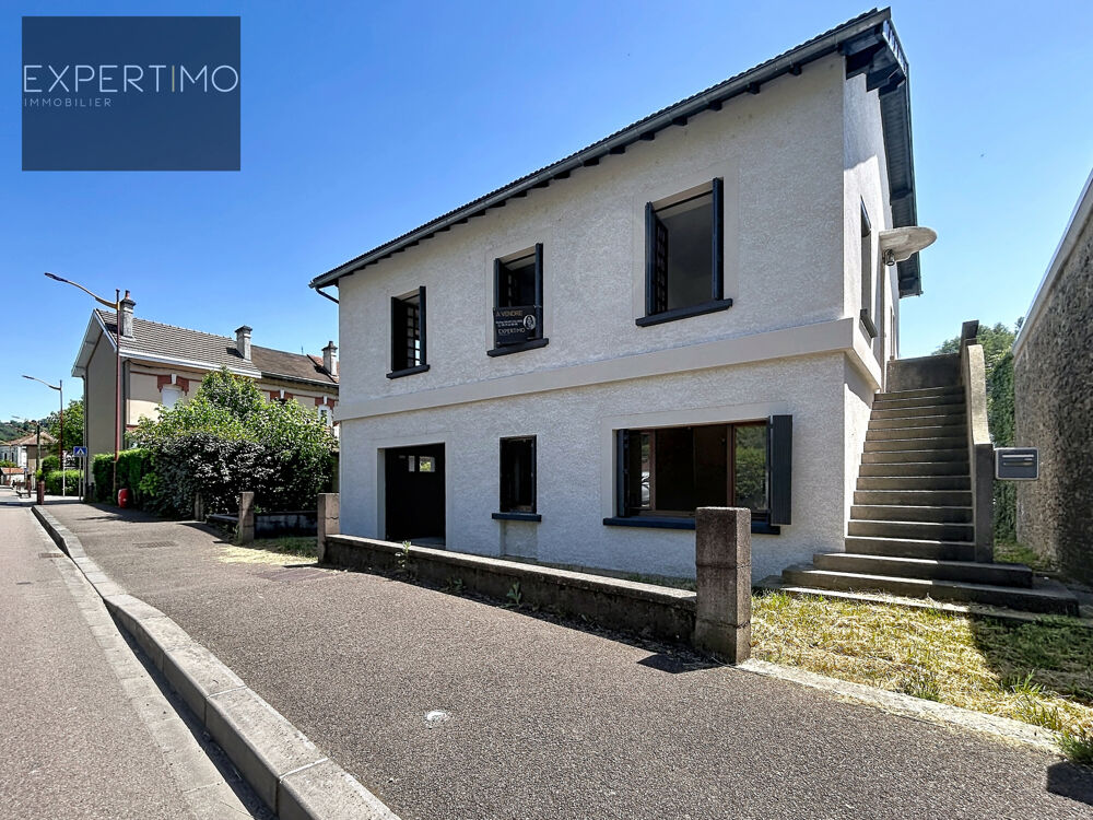 Vente Maison Maison avec potentiel sur deux niveaux   garage et stationnements   Vivier-Pont Viviez