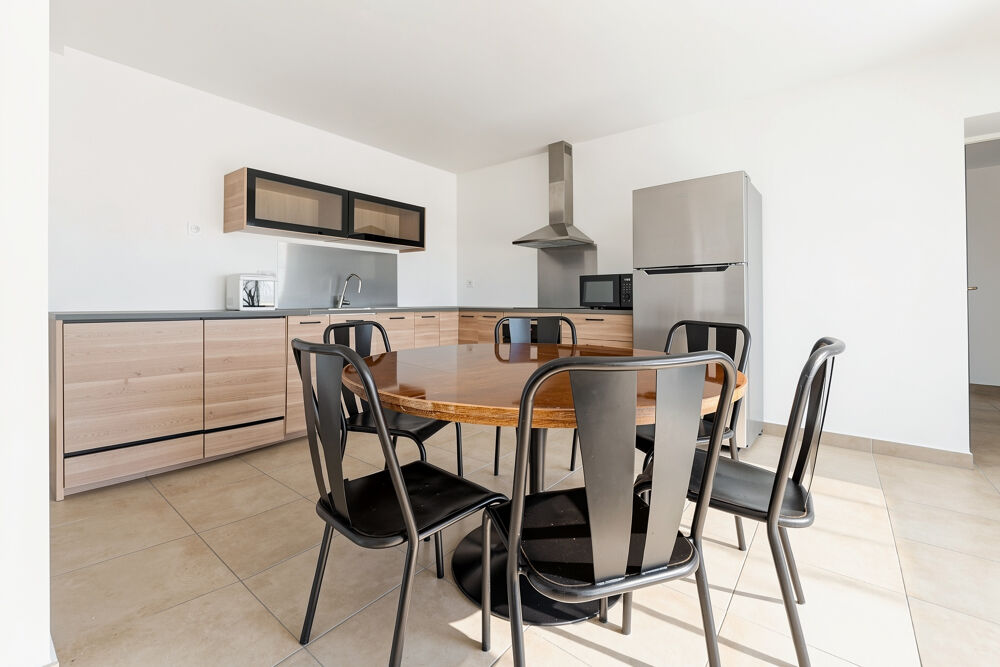 Vente Appartement Appartement T4 88m2 Terrasse de 38m2  Place de paking Les pennes mirabeau