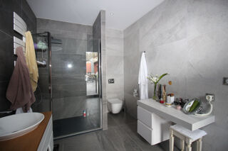  Maison � vendre 8 pi�ces 198 m�