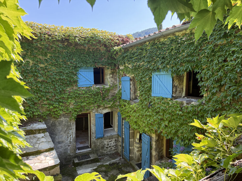 Vente Maison Authentique Maison de Hameau en Pierre   5 Chambres, Terrasse, Vue, Cour Intime et 2,86 ha de Terrain   Lentil Lentilleres
